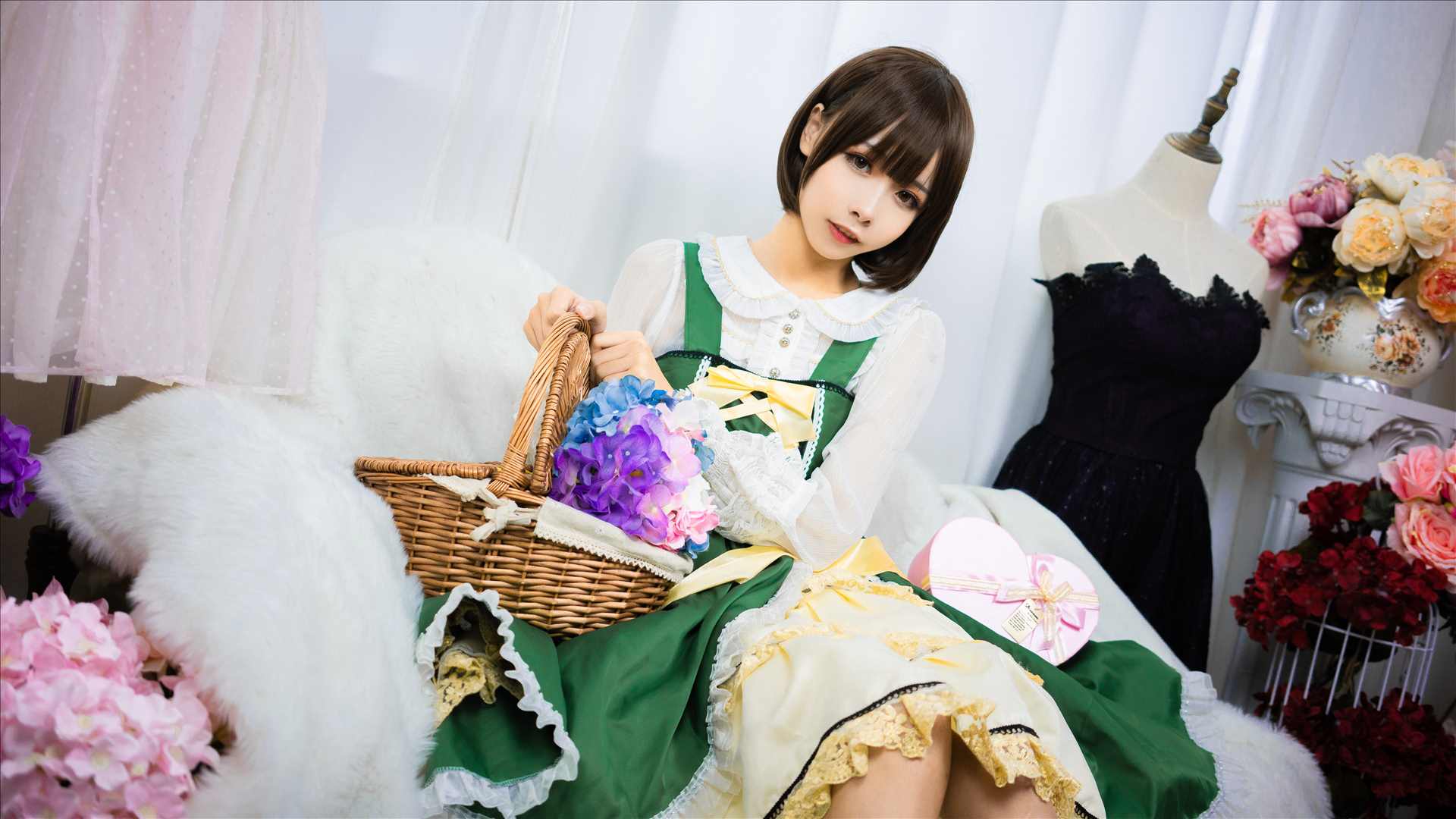 ネット上の人気者#Momoko葵葵 翠の海空音と陸乃 ネット上の人気者-第1张